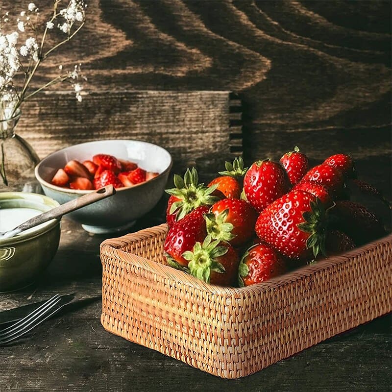Panier en rotin tissé à la main
