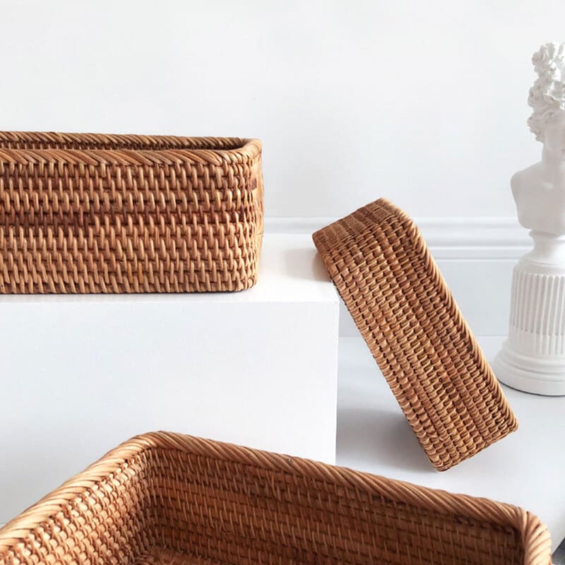Panier en rotin tissé à la main