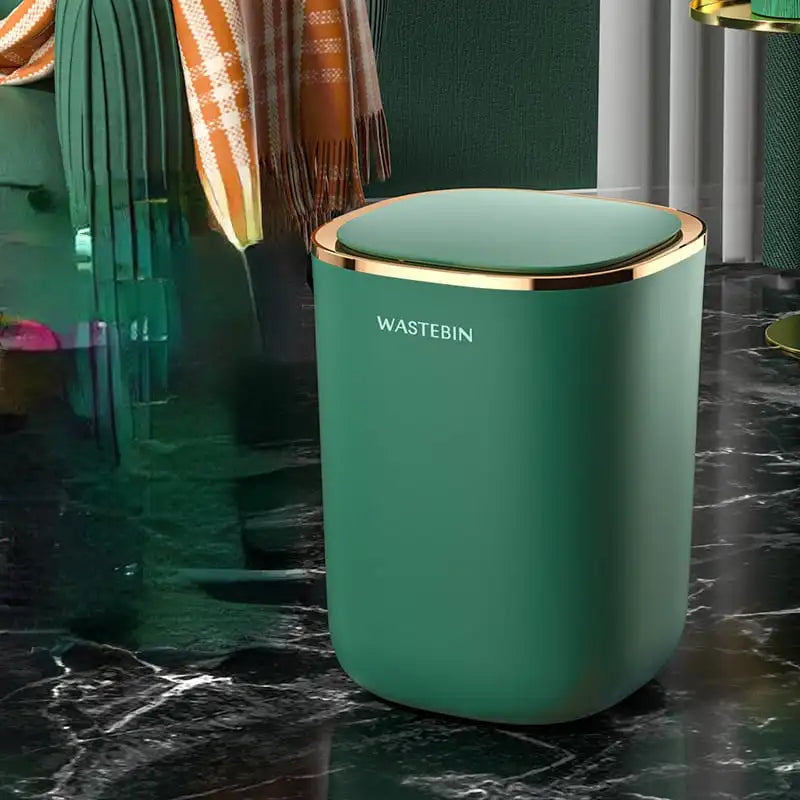 Poubelle automatique colorée pour salle de bain et cuisine.
