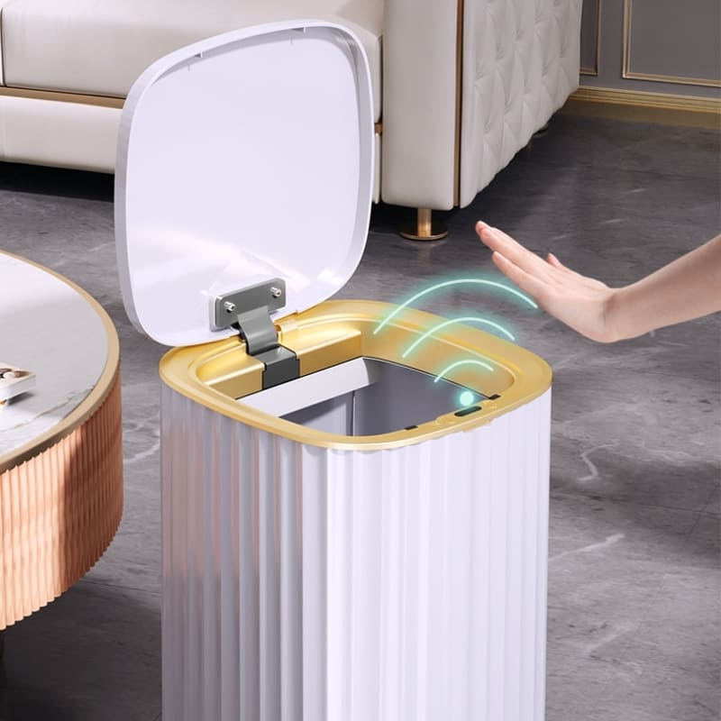 Poubelle automatique avec capteur intelligent pour salle de bain et cuisine.